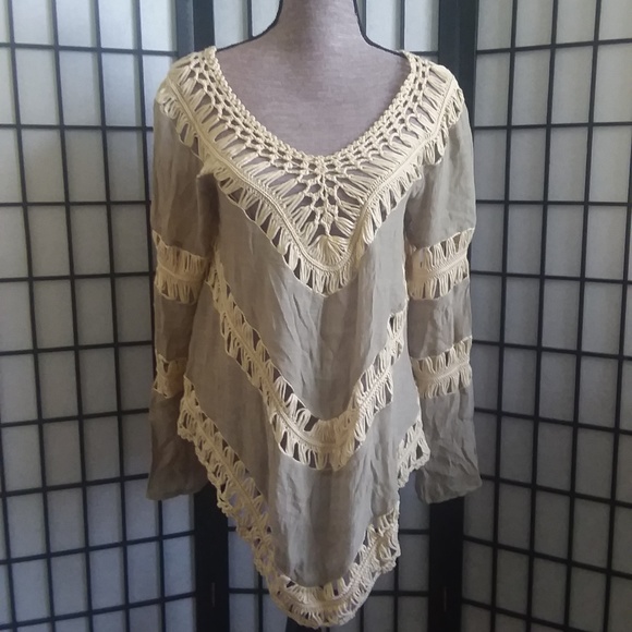 Umgee Womens Size M Crochet Top Beige - Picture 2 of 7